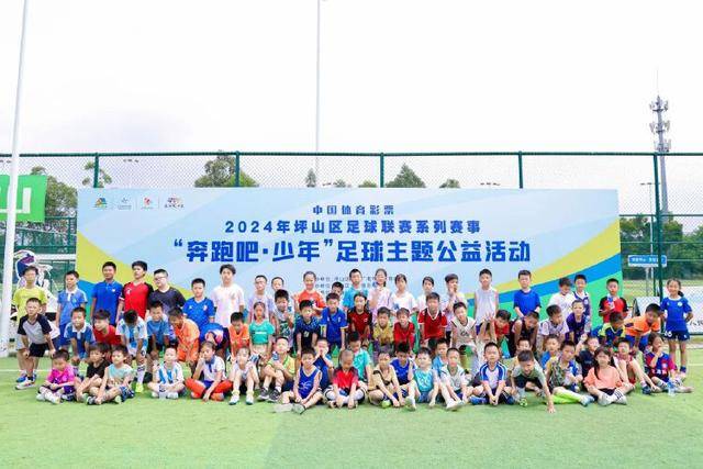 本泽马坚持留队；努涅斯或将租借返回葡超；新月关注内托引援
